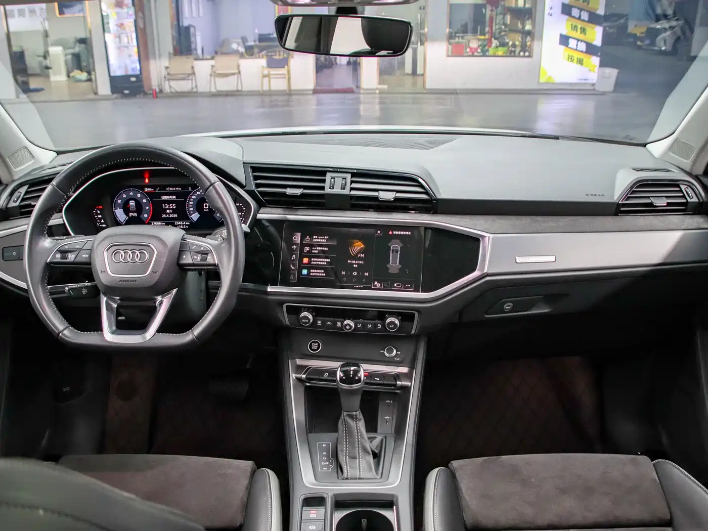 Audi Q3 2022 35 TFSI Fashion Dynamic фото 4