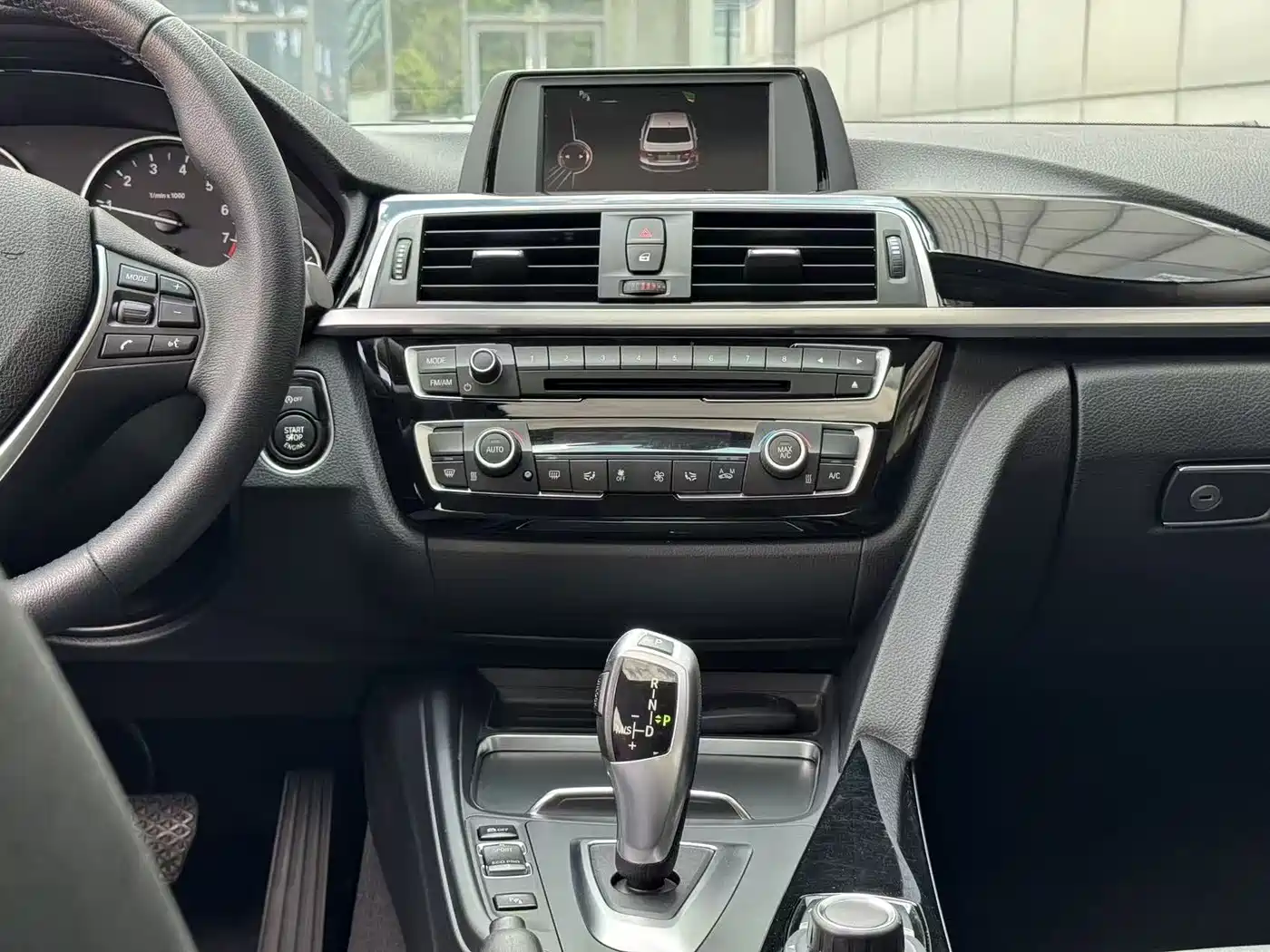 BMW 3 Series 2017 320Li Fashion фото 19