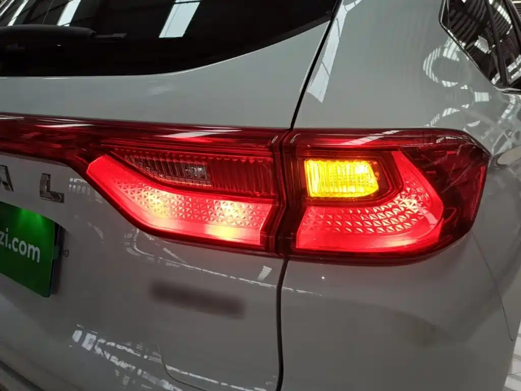 Haval M6 2024 2023 PLUS 1.5T DCT Elite Smart Connect