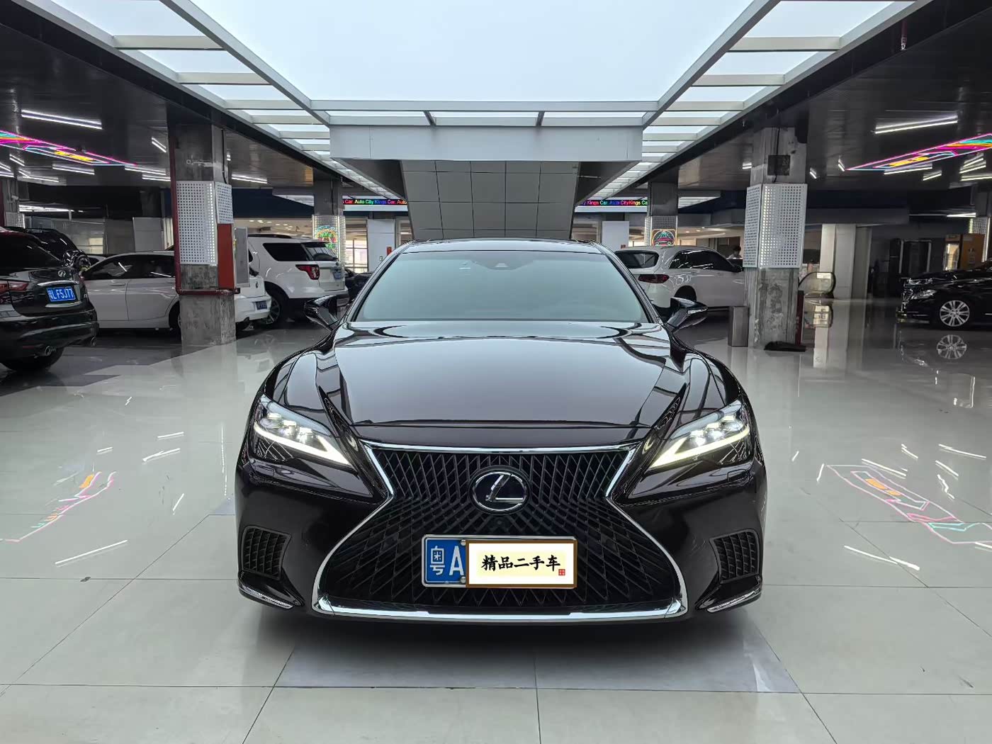 Lexus LS