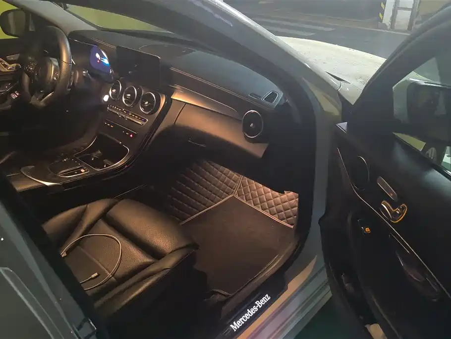 Mercedes-Benz C-Class 2020 Facelift C 260 L Sport фото 8