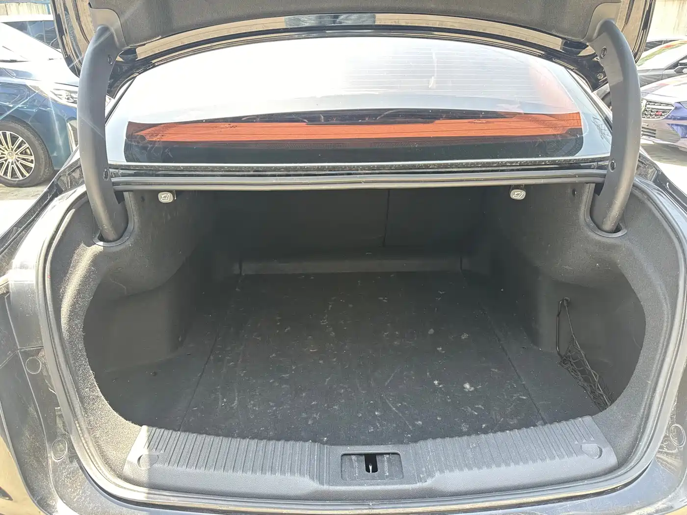 Hongqi H5 2023 1.5T DCT Smart Connect Flag Rhythm фото 13