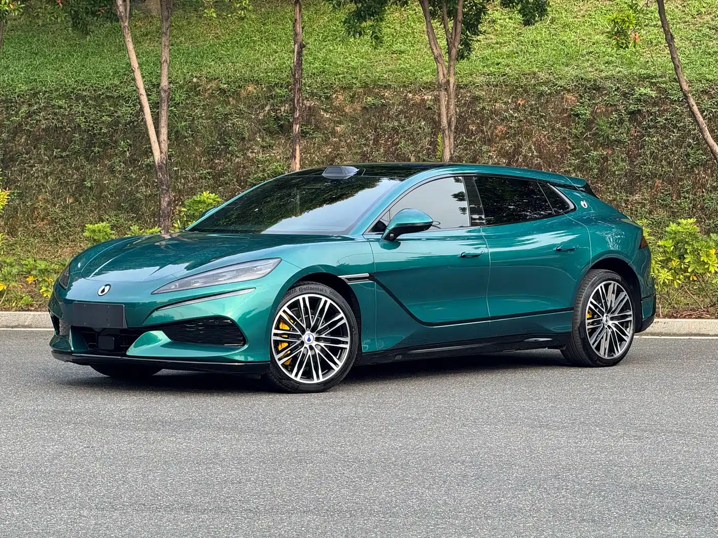 Denza Z9GT 2026 2026 Model Yi San Fang Flash Charge Performance Edition