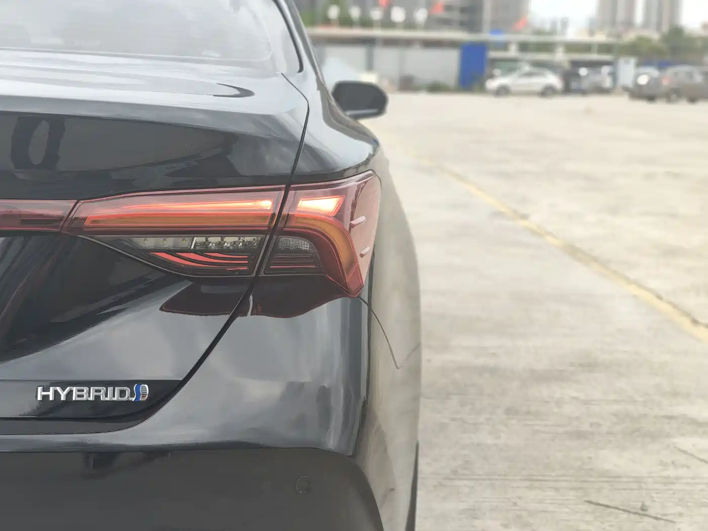 Toyota Avalon 2022 Hybrid 2.5L Luxury Edition фото 8