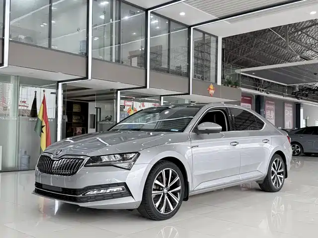 Škoda Superb 2022 TSI280 DSG Premium Edition