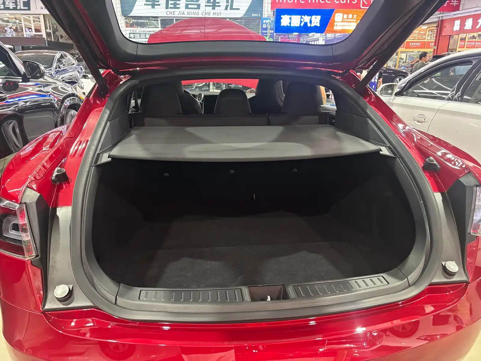 Фото 19 - Tesla Model S
