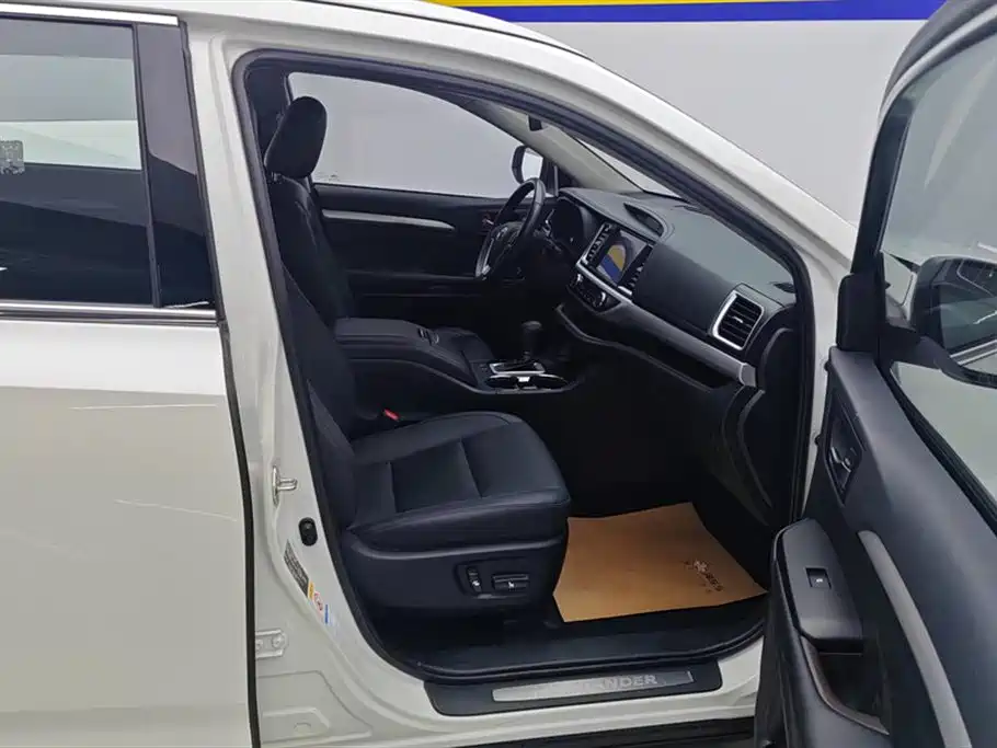 Toyota Highlander 2018 2.0T 4WD Luxury 7-seater China VI фото 8
