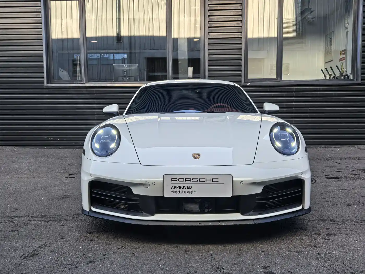 Porsche 911 2025 Carrera 3.0T фото 2