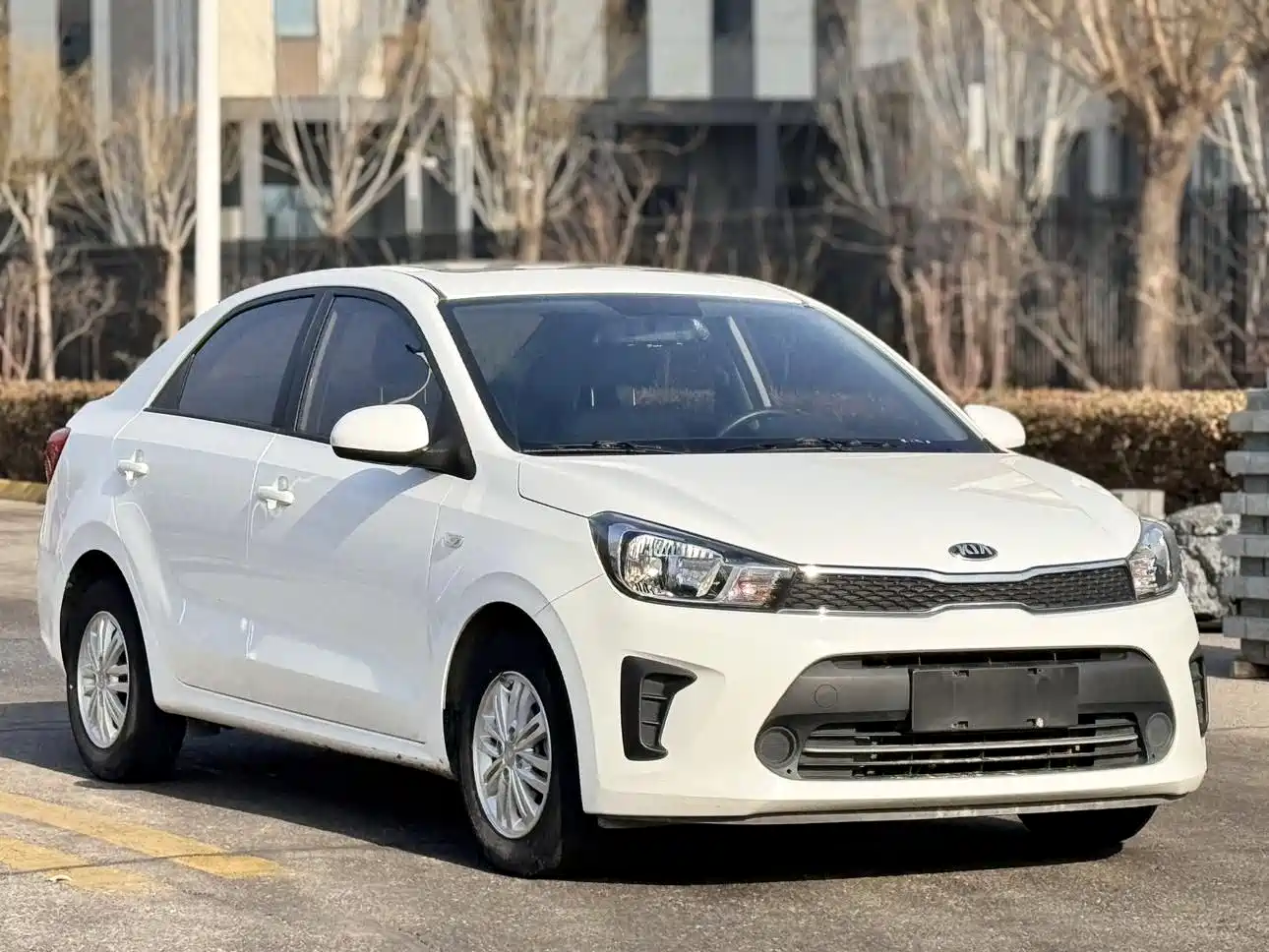 Kia Huan Chi 2020 Facelift 1.4L Auto Comfort Sunroof Edition фото 3
