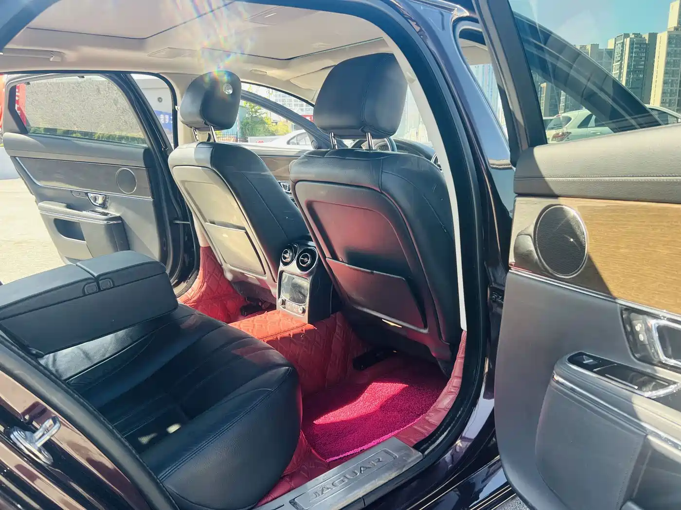 Jaguar XJ 2018 2018 XJL 3.0 SC 2WD Elegant Business Edition