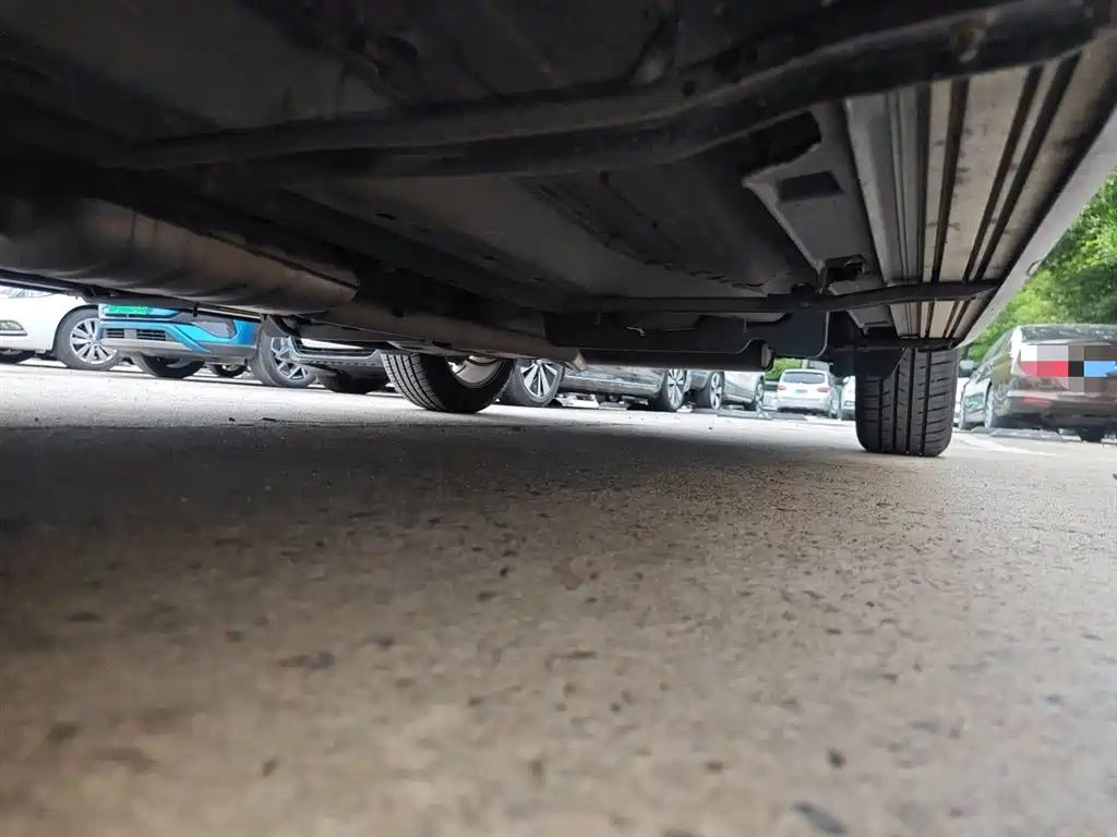 Chevrolet Trax 2018 330T Automatic 2WD Elite фото 19