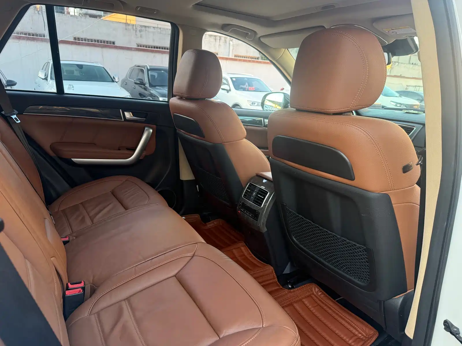 Фото 4 - Haval H8