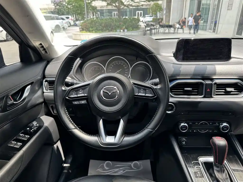 Фото 8 - Mazda CX-5