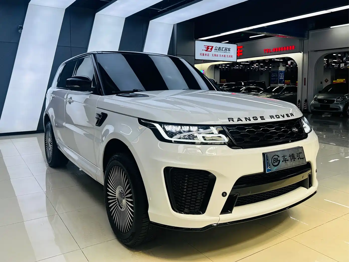 Land Rover Range Rover Sport 2015 3.0 SC V6 HSE DYNAMIC фото 3