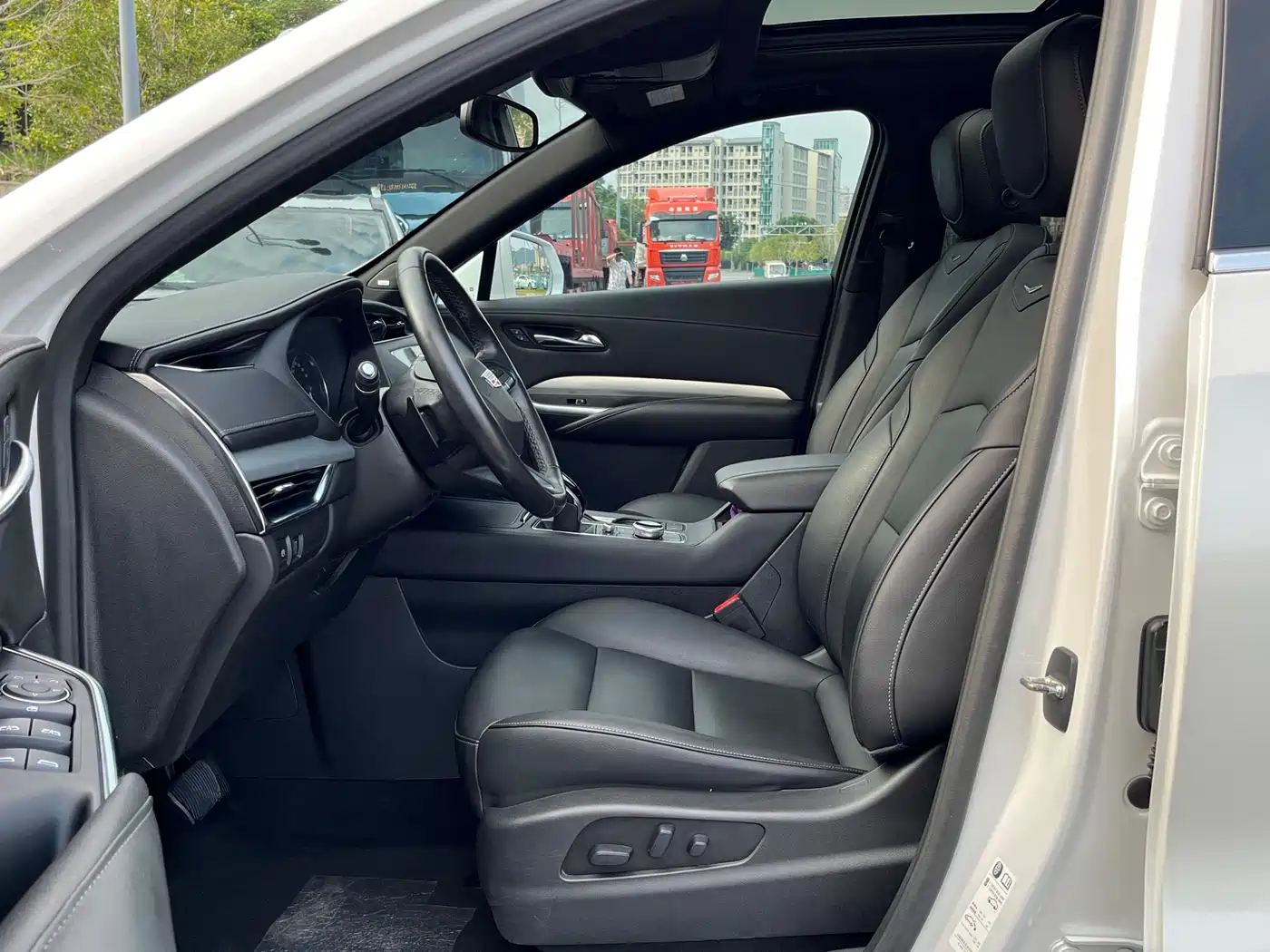Cadillac XT4 2020 28T FWD Leading Trim фото 27