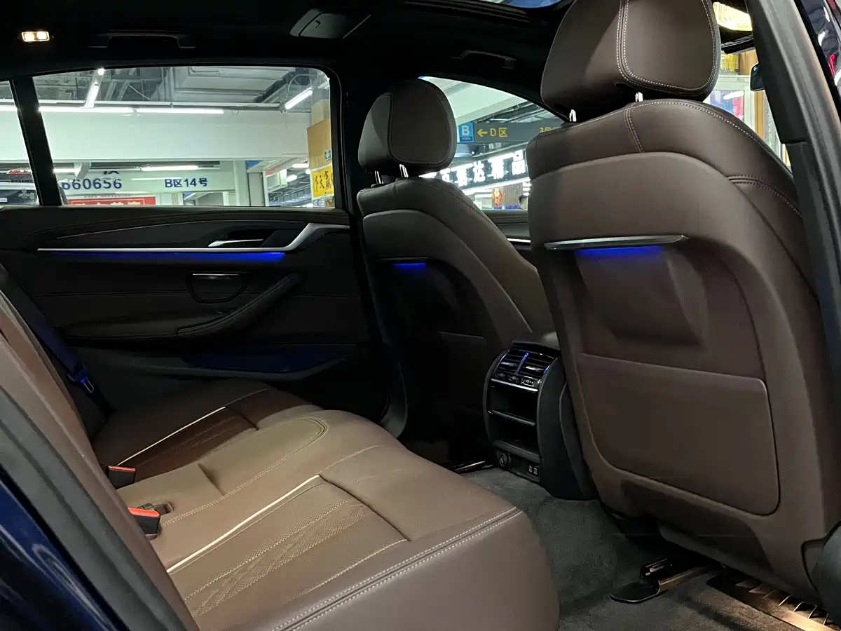 BMW 5 Series 2022 Facelift 530Li xDrive M Sport Package фото 13