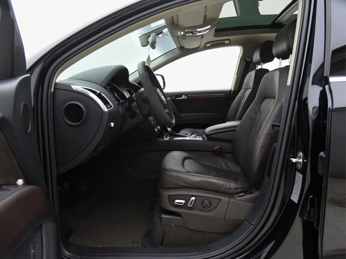 Audi Q7 2014 35 TFSI Progressive фото 9