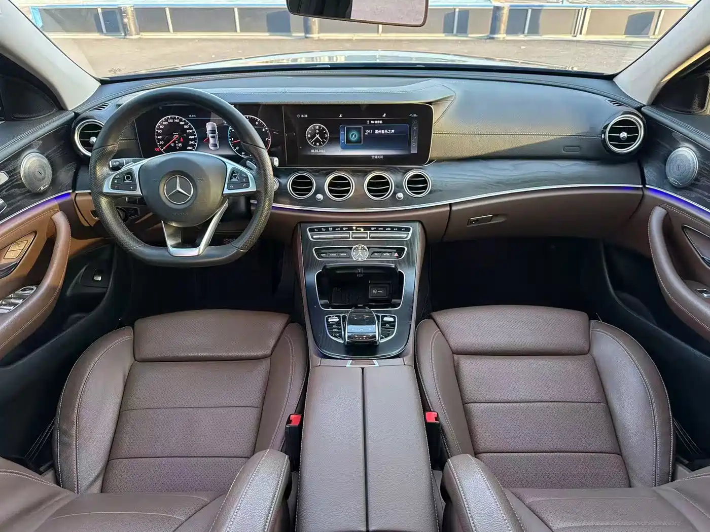 Mercedes-Benz E-Class 2018 E 200 L Sport фото 4