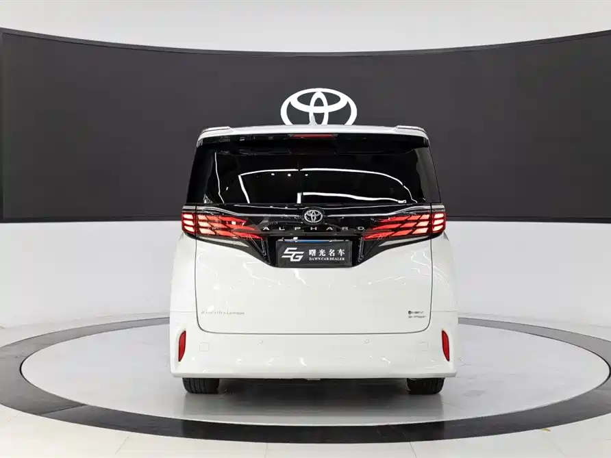 Toyota Alphard 2024 Hybrid 2.5L Ultimate Enjoyment Edition фото 5