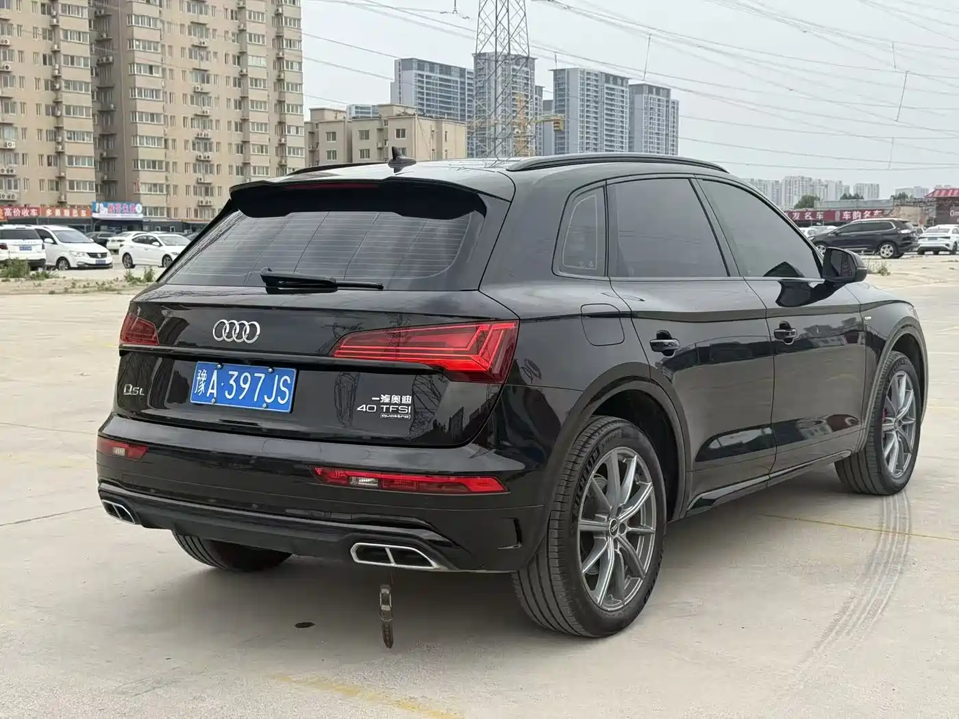 Audi Q5L 2023 40T Luxury Dynamic фото 4