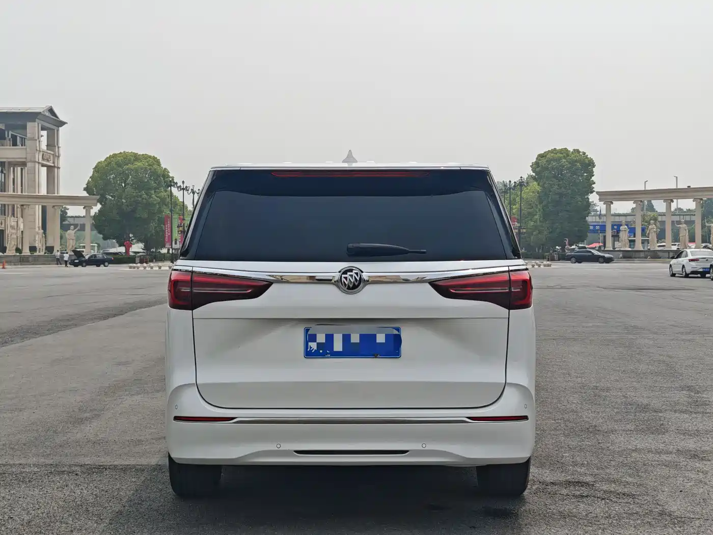 BUICK GL8