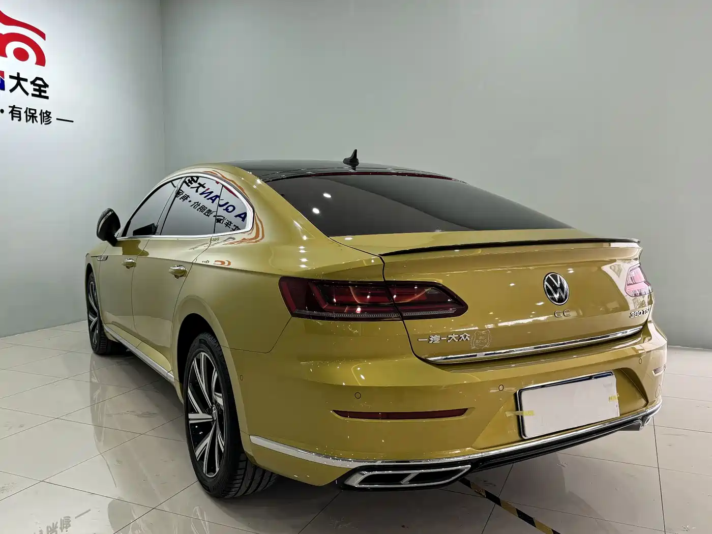 Volkswagen FAW-Volkswagen CC 2021 380TSI Eye-catching Edition 30th Anniversary фото 3