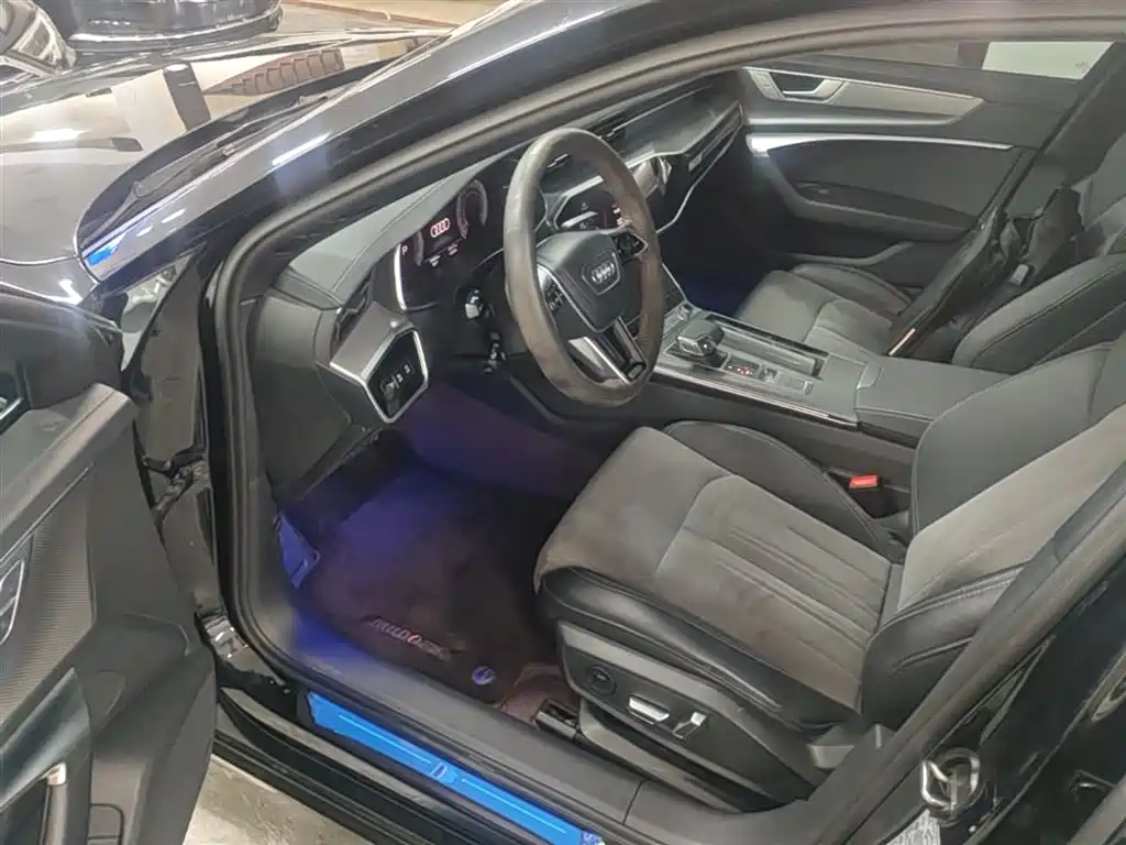 Audi A6L 2023 Facelift 40 TFSI Luxury Dynamic фото 16