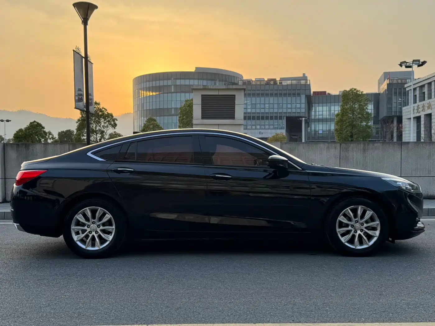 Hongqi H5 2019 30TD Style Edition фото 7