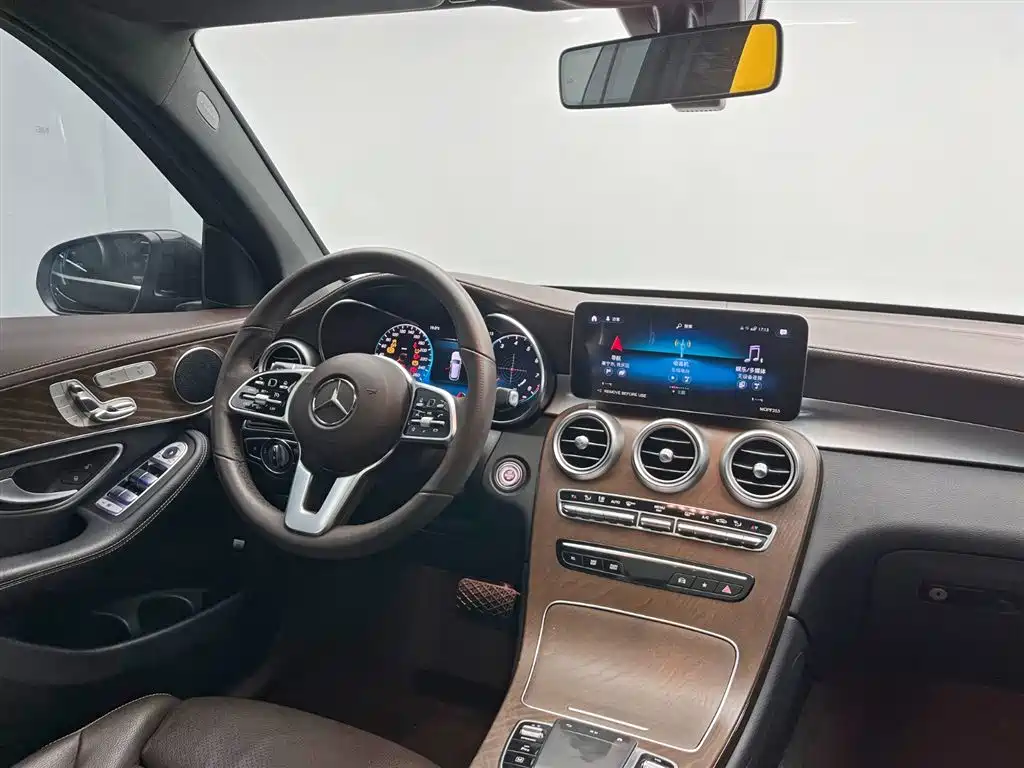 Mercedes-Benz GLC 2022 Facelift GLC 300 L 4MATIC Dynamic Collector's Edition фото 24
