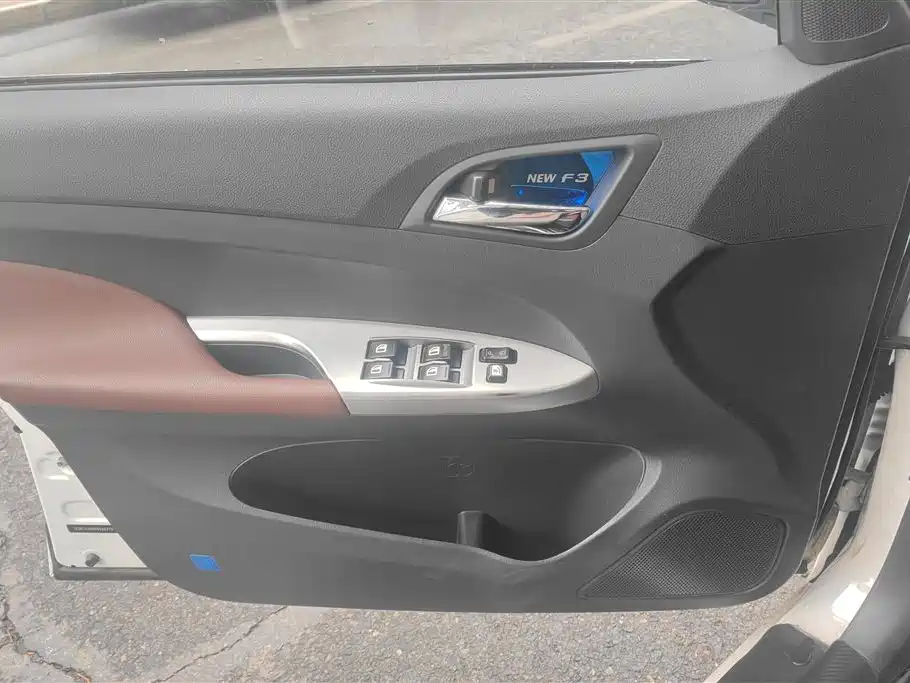 BYD F3 2015 Energy-saving Edition 1.5L Manual Comfort фото 7