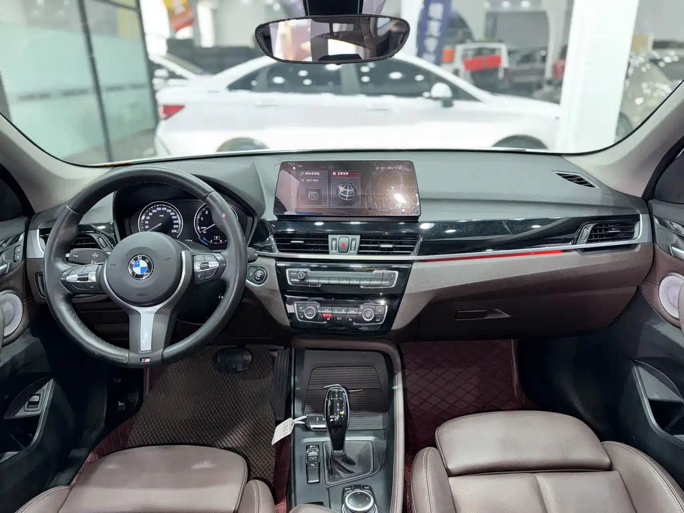 BMW X1 2022 sDrive25Li Leading фото 5