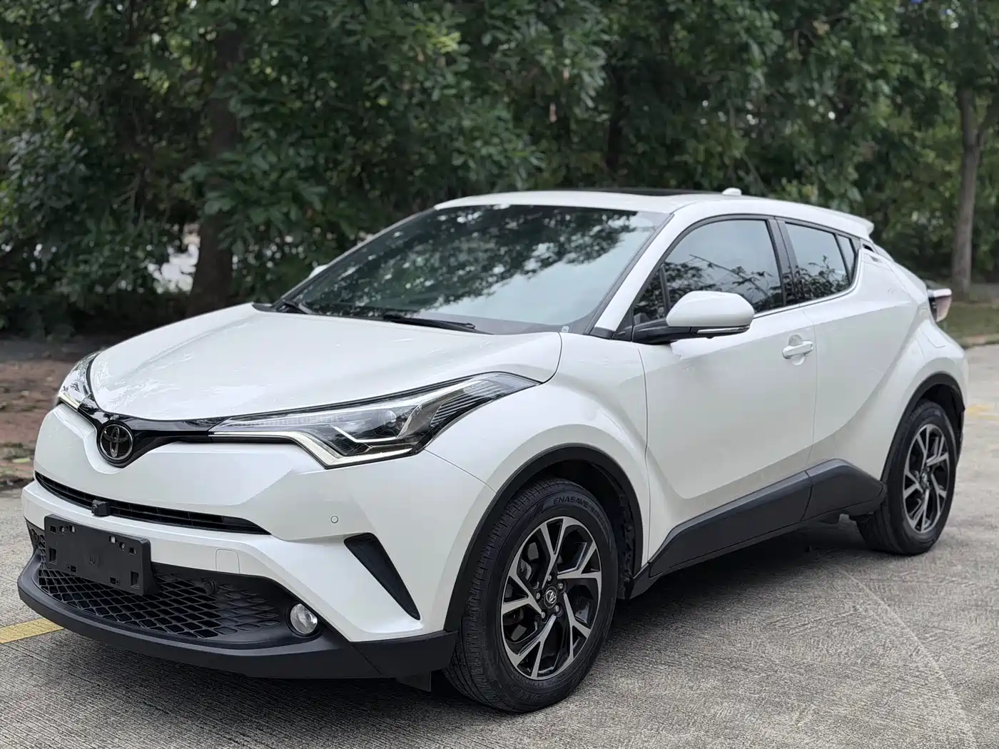 Toyota C-HR 2020 Model 2.0L Luxury фото 3