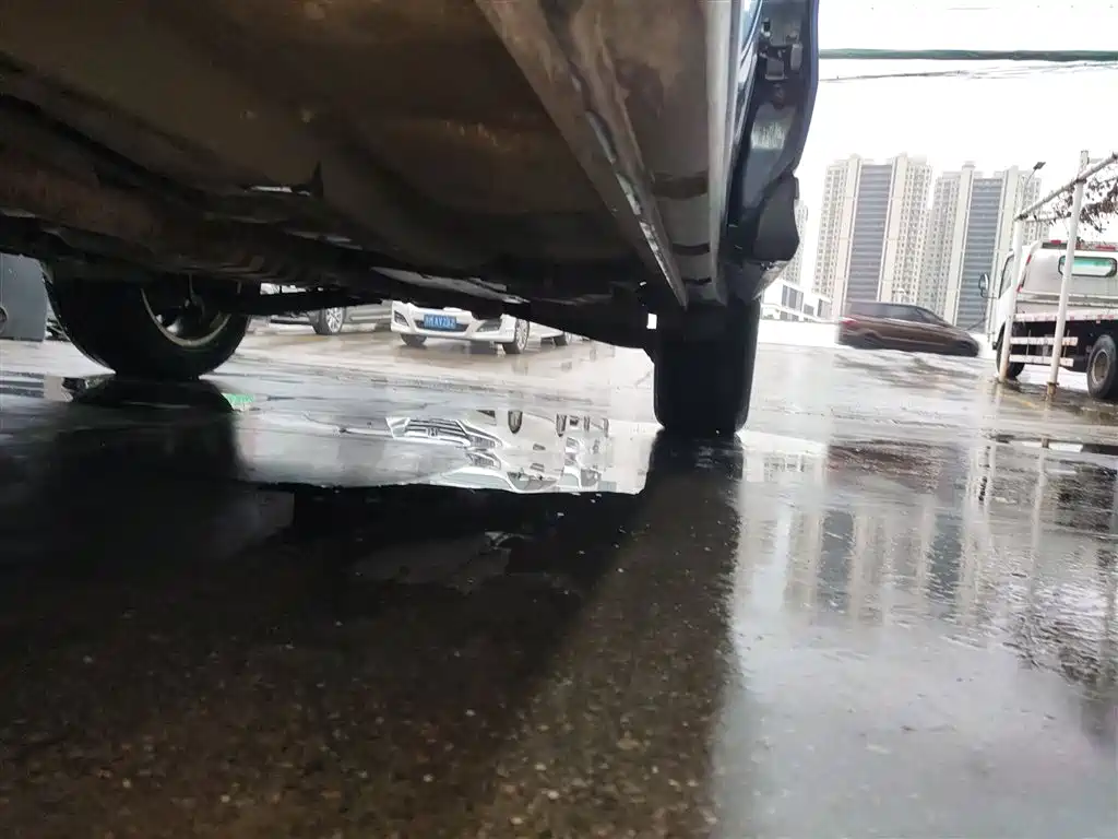Subaru Forester 2013 2.5i Automatic Premium Edition фото 18
