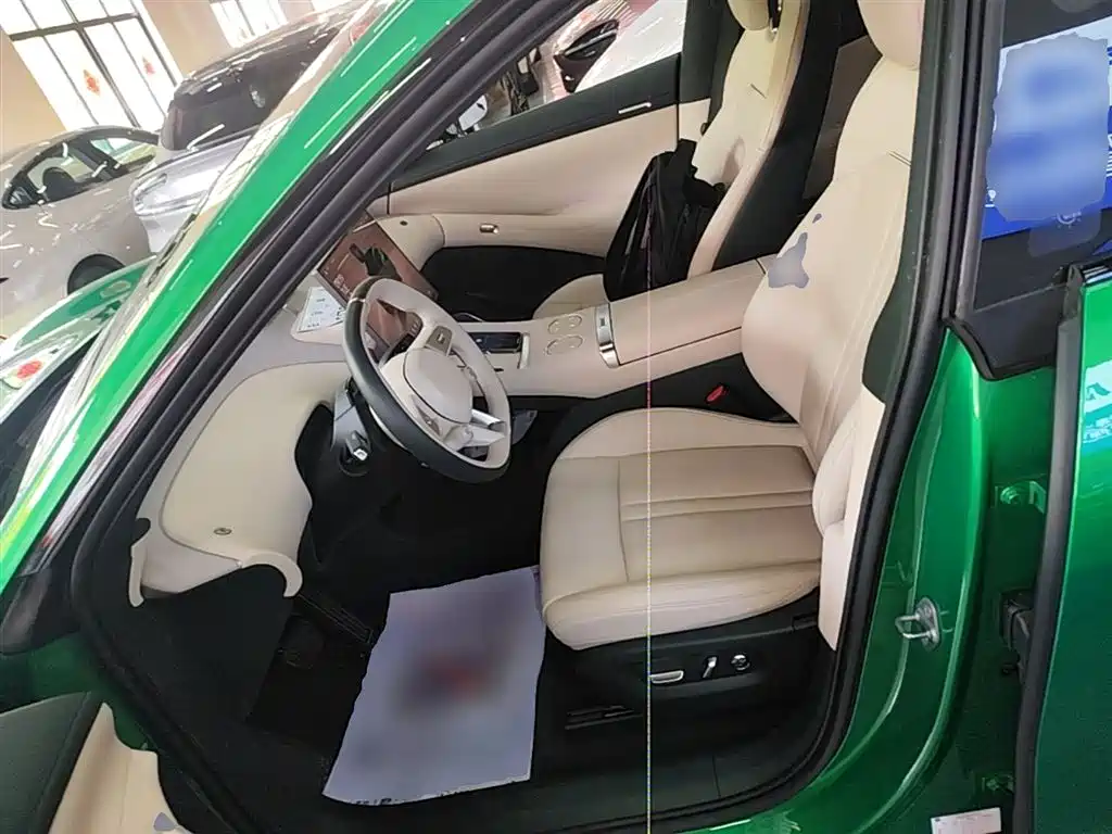 Xiaomi Auto Xiaomi YU7 2025 Extended Range RWD Edition фото 15