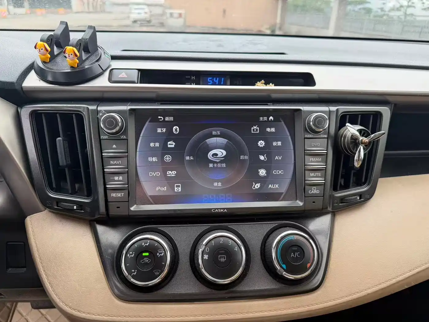 Toyota RAV4 Rongfang 2013 2.0L CVT 2WD Urban фото 14