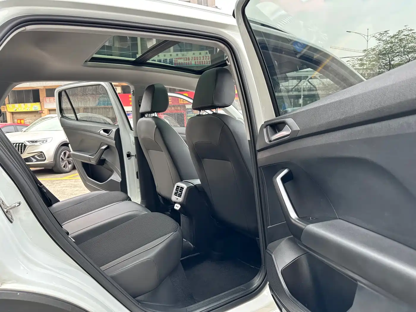 VOLKSWAGEN EXPLORING THE SHADOW