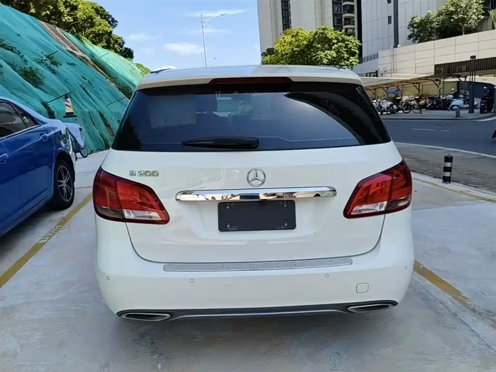 Mercedes-Benz B-Class 2019 B 200 Dynamic фото 6