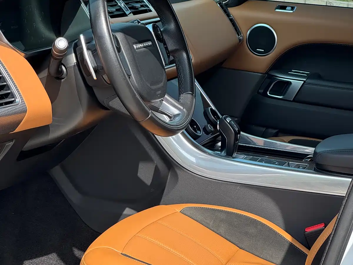Land Rover Range Rover Sport 2020 3.0 L6 HSE DYNAMIC фото 8