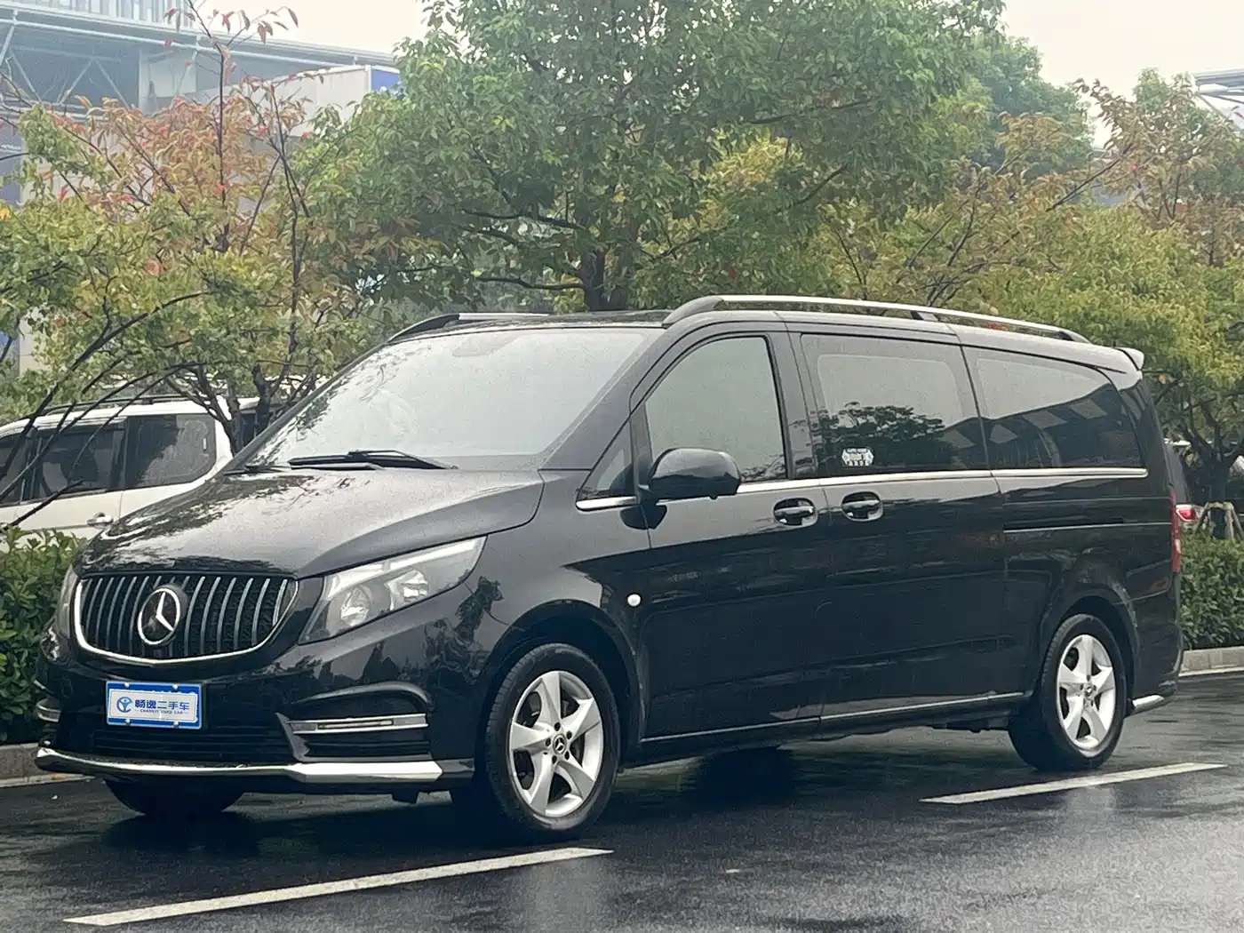 Mercedes-Benz Vito 2021 2.0T Business Edition 7-seater