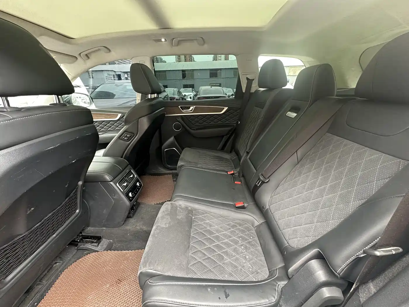 Hongqi HS7 2022 3.0T Automatic 4WD ZhiLian QiYue Edition 5-seater фото 10