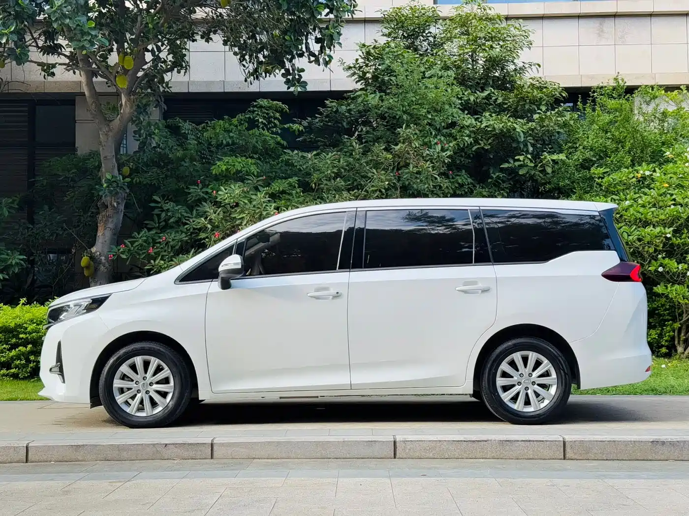GAC Trumpchi Trumpchi M6 2021 PRO 270T Automatic Luxury Edition фото 7