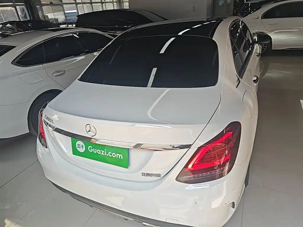 MERCEDES-BENZ CLASS C