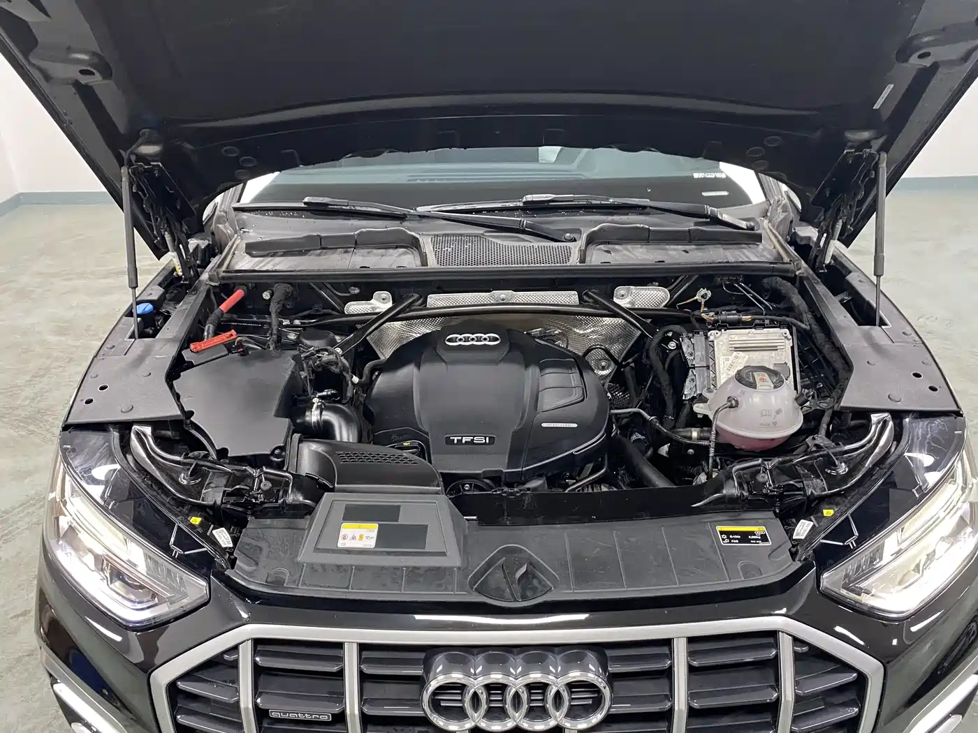 Audi Q5L 2022 40T Luxury Elegance фото 16