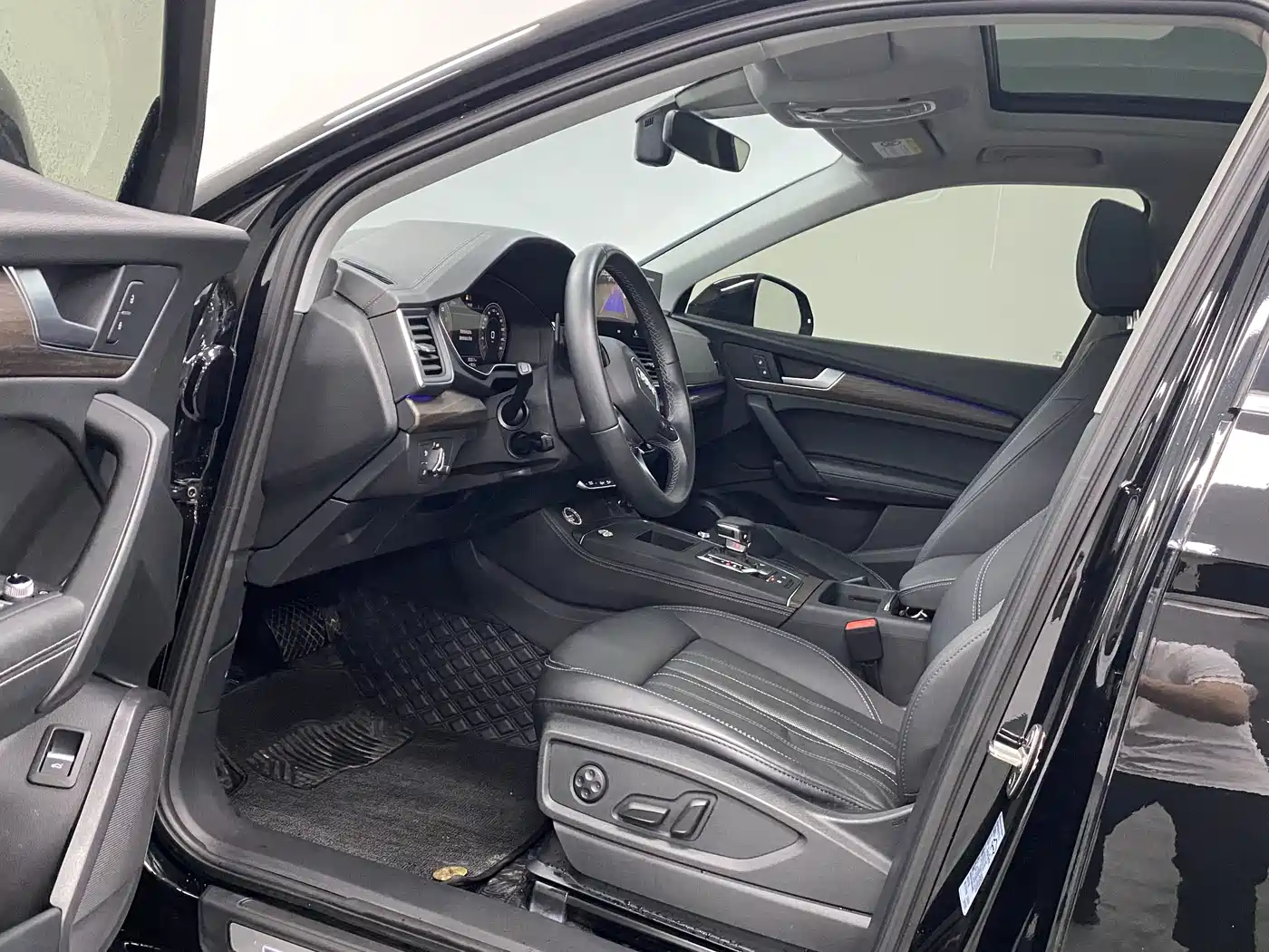 Audi Q5L 2022 40T Luxury Elegance фото 11