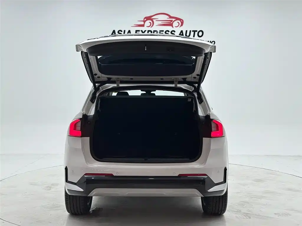 BMW X1 2023 sDrive20Li X Design Package фото 8