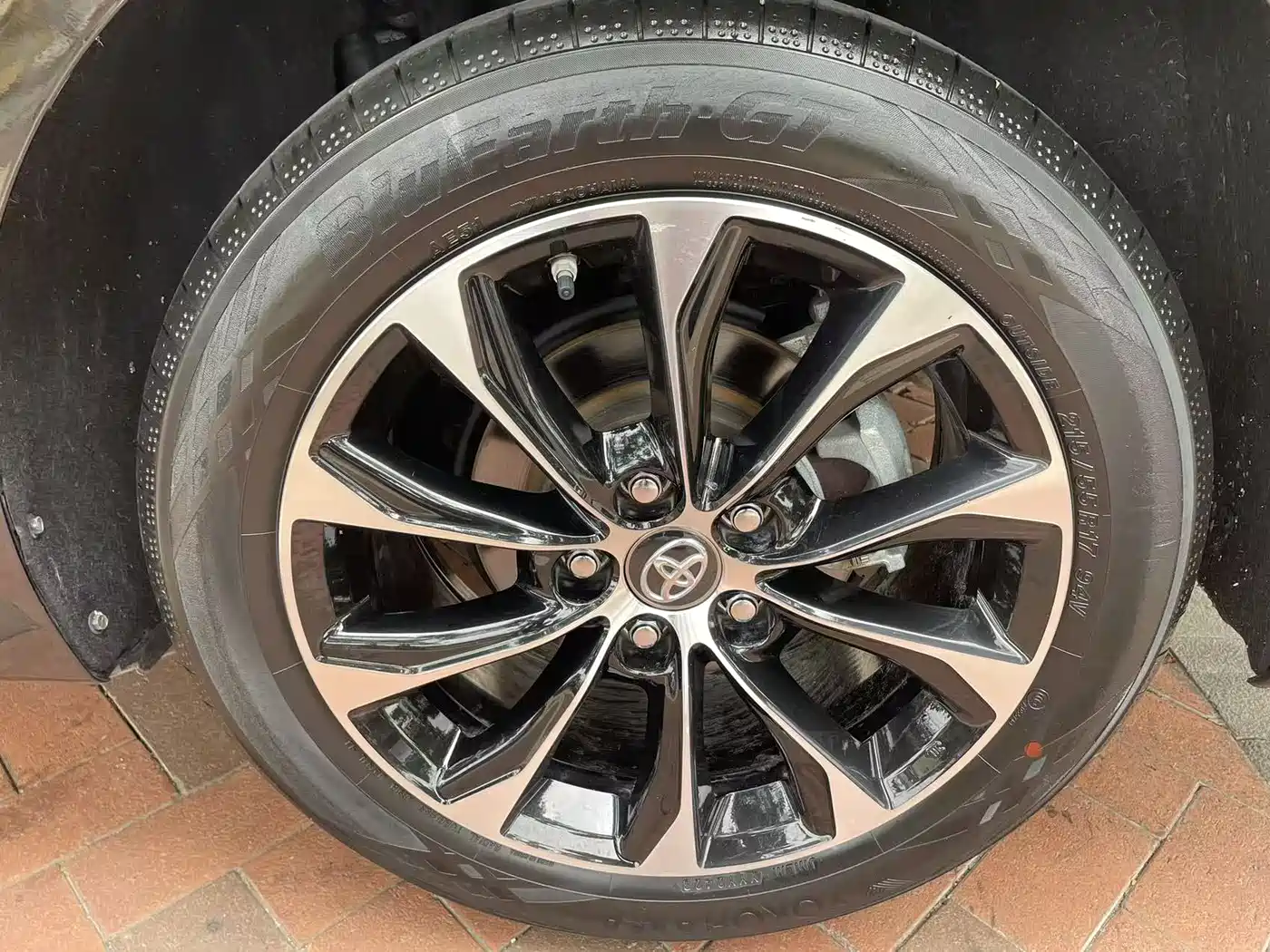 Toyota Avalon 2023 2.0L Luxury Edition фото 10