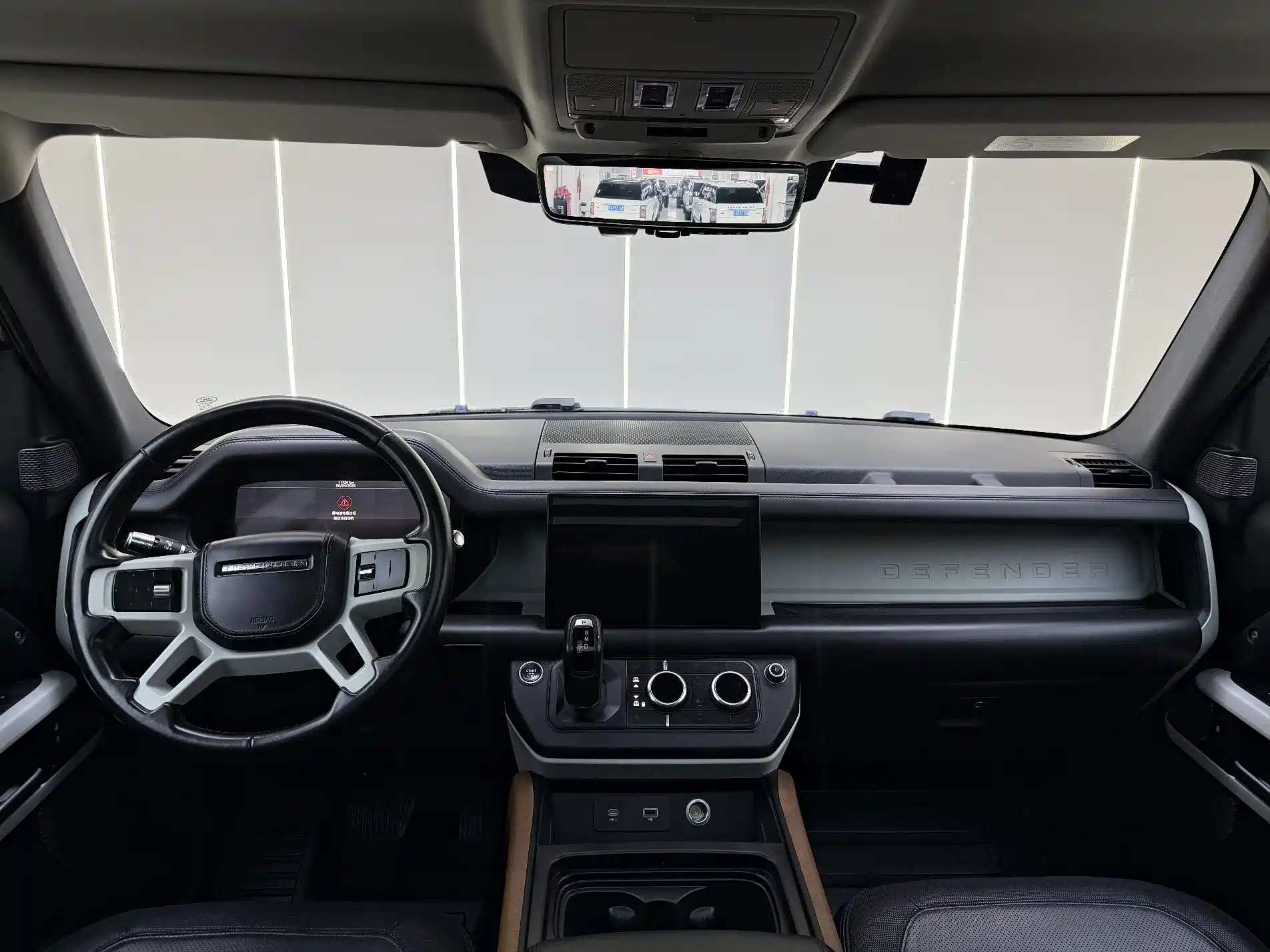 Фото 5 - Land Rover Defender