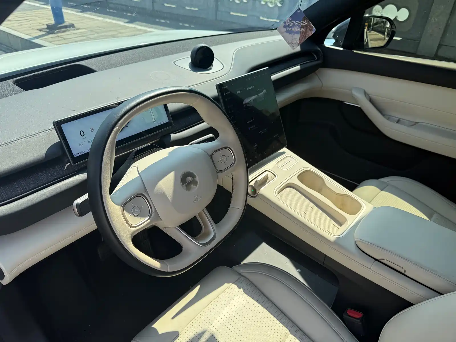 Фото 10 - NIO ES6