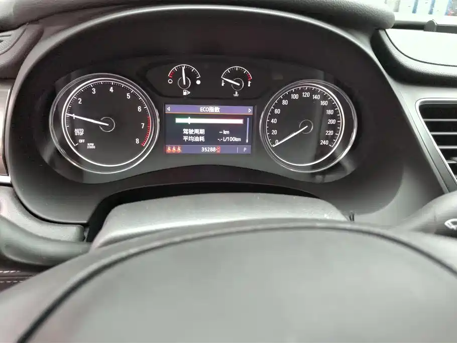 Buick LaCrosse 2022 552T Luxury фото 13