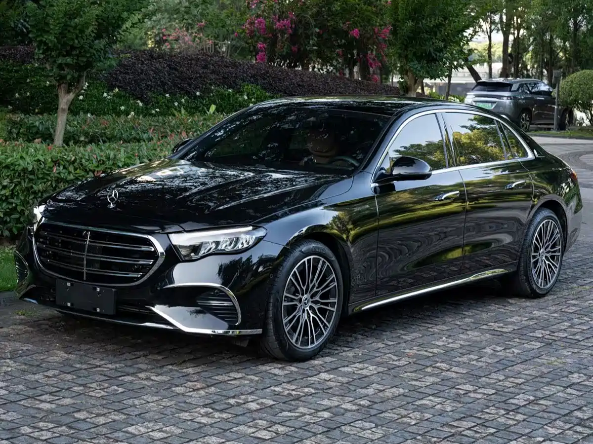 Mercedes-Benz E-Class 2025 E 300 L Luxury